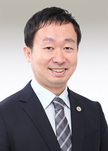 弁護士　江田 翼